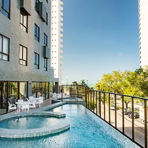 Hotel Ilusion, Natal